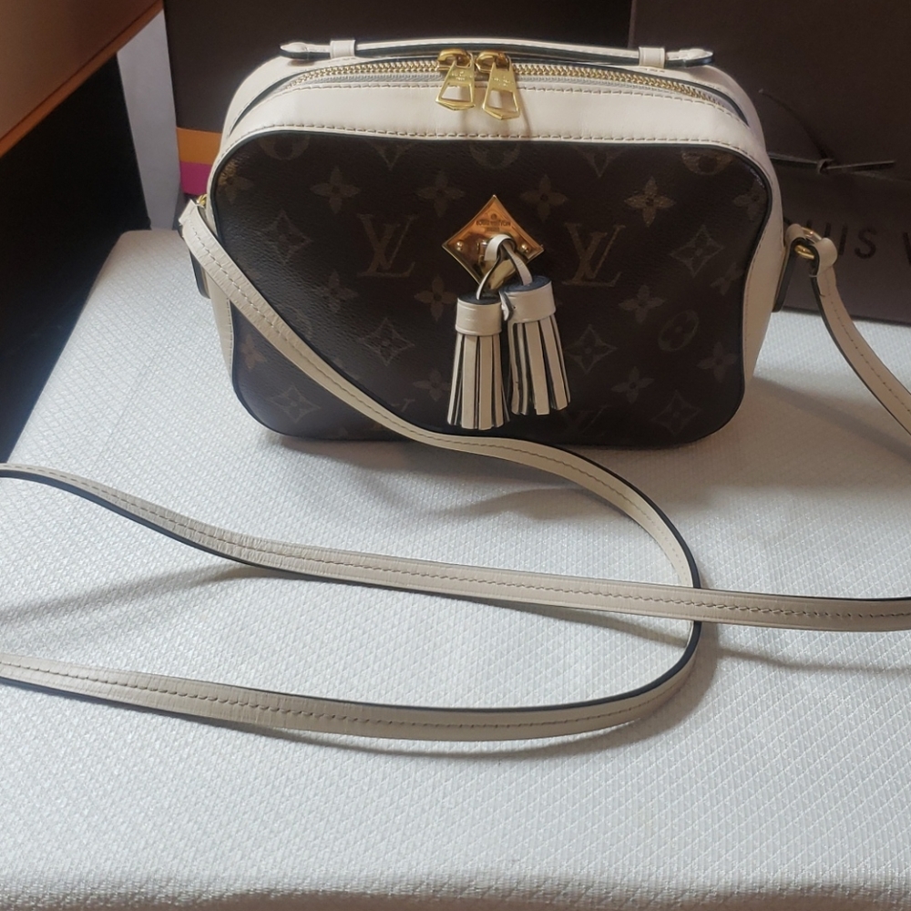 Louis Vuitton Monogram Canvas Crossbody Bag with Cream Trim and Gold Hardware